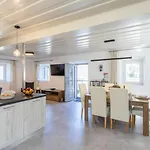 Constadina Large Private Pool Ac Wifi Villa *