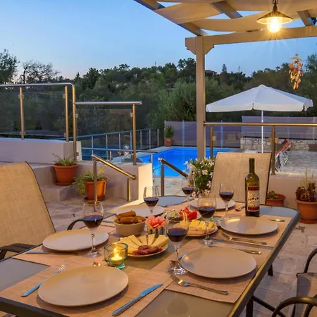 Constadina Large Private Pool Ac Wifi 别墅 *