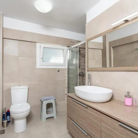 Constadina Large Private Pool Ac Wifi Villa *