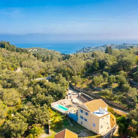 Constadina Large Private Pool Ac Wifi Mastoratika
