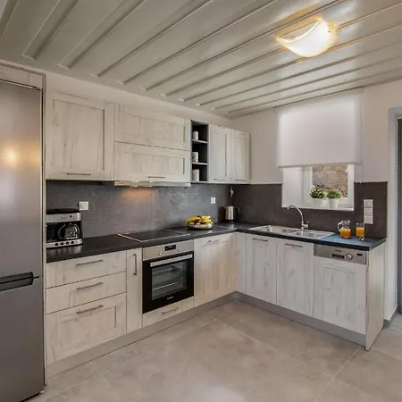 Villa Constadina Large Private Pool Ac Wifi