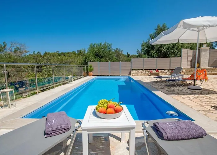 Constadina Large Private Pool Ac Wifi Villa *