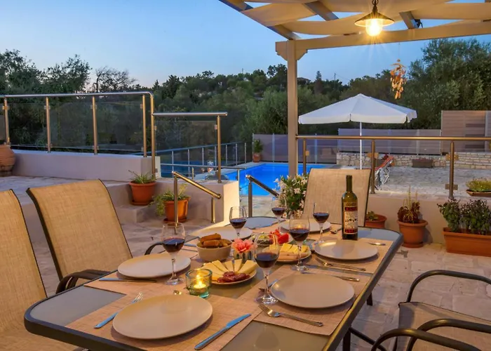 Constadina Large Private Pool Ac Wifi Villa *